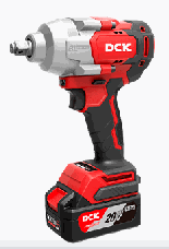 LLAVE DE IMPACTO INALAMBRICA POTENCIA 750W MAX. TORQUE 910Nm TAMAÑO DE PERNO ESTANDAR M10-M24 PESO 2.5KG MOTOR BRUSHLESS INCLUYE BATERIA 5Ah x1 Y CARGADOR. MALETIN PLASTICO